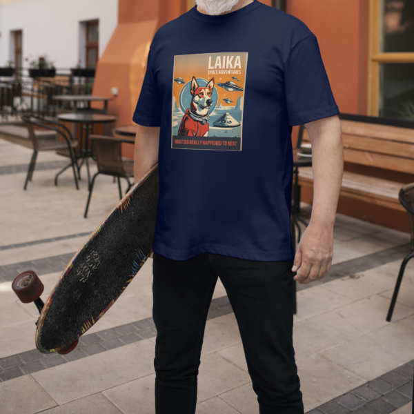 camiseta unisex con diseño de laika